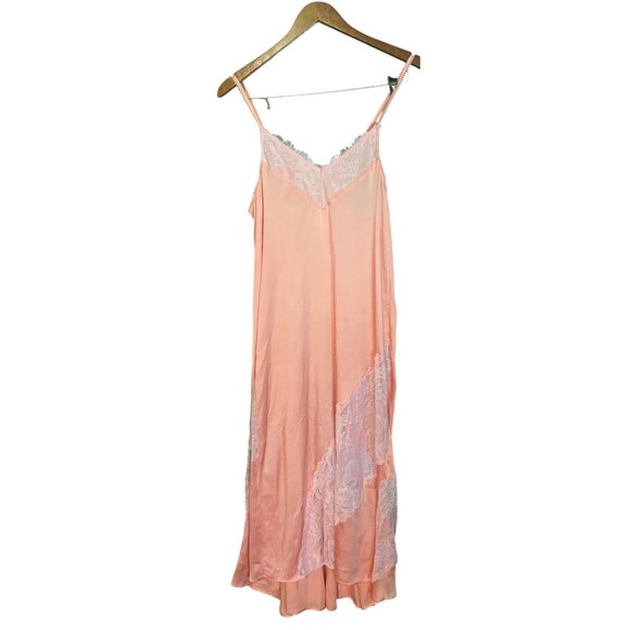 Free People Intimately First Date Maxi Slip Peach Bud Combo Small Satin NWT - Picture 4 of 9